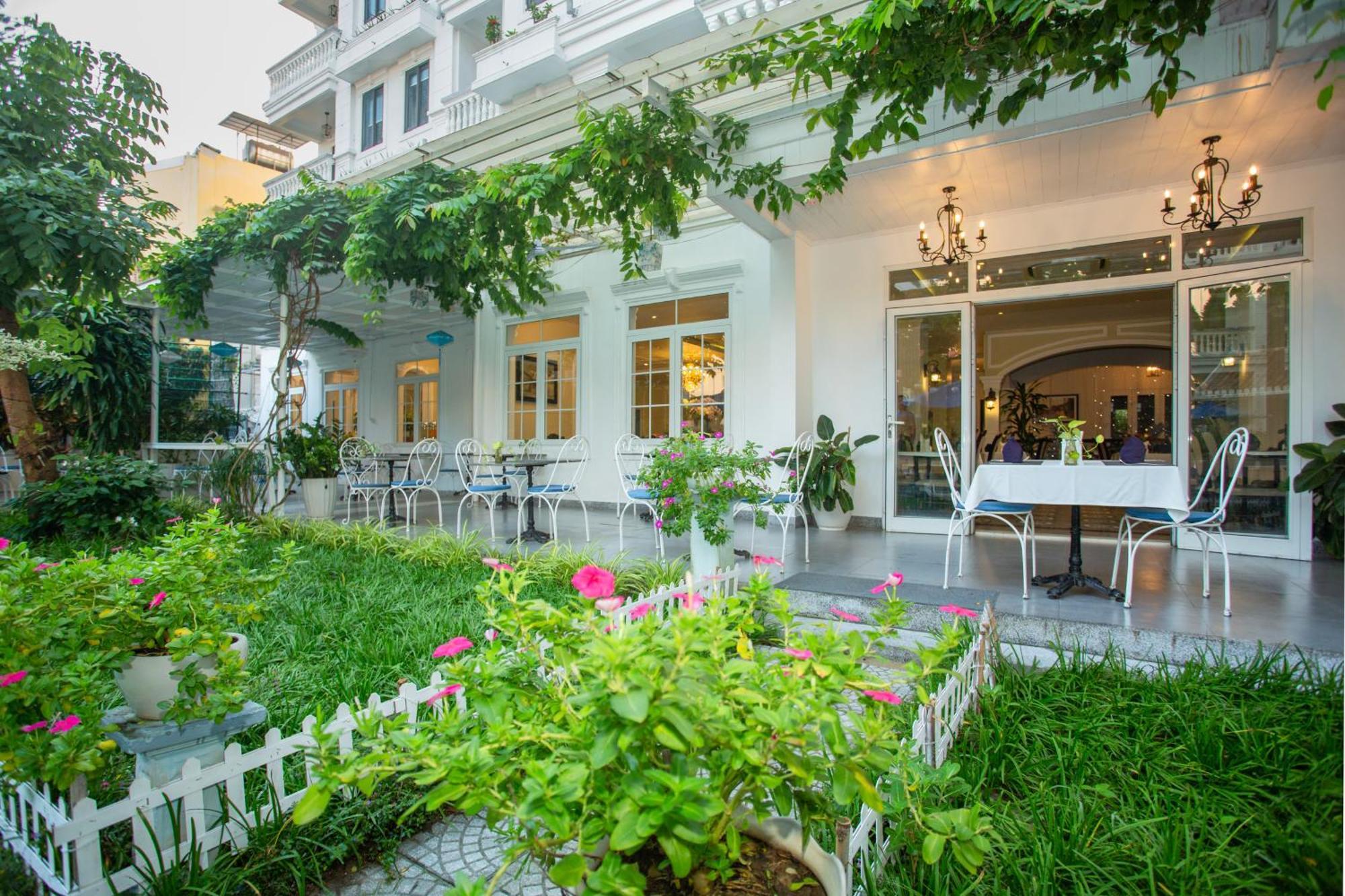 Hoi An Rosemary Boutique Hotel & Spa - A Peaceful Retreat מראה חיצוני תמונה