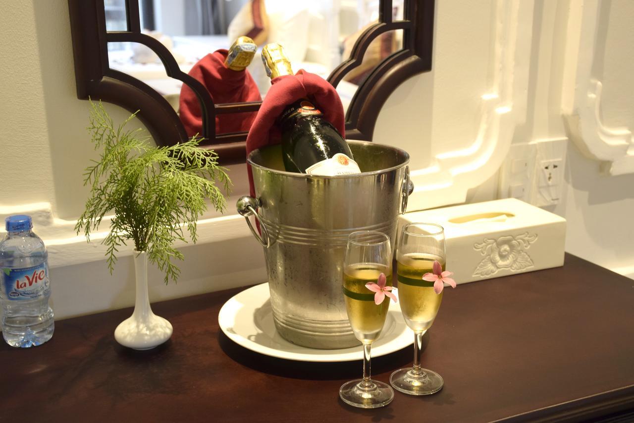 Hoi An Rosemary Boutique Hotel & Spa - A Peaceful Retreat מראה חיצוני תמונה